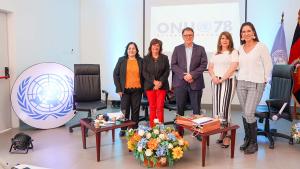 (De izq.) Ana María Narváez, Magaly Robalino, Julio Carranza, María Sol Villagómez y Alegría Crespo